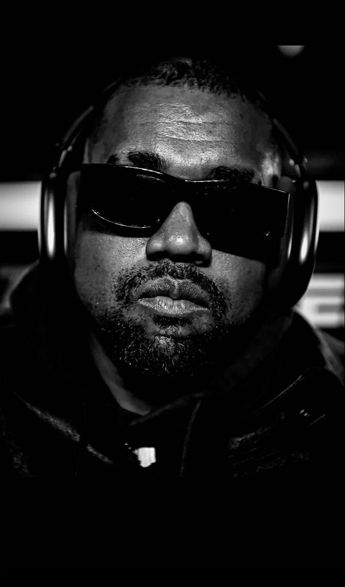 Kanye West West — rappeur Américaine